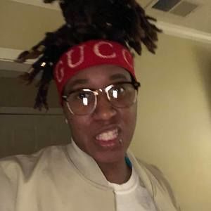 Meet your Posher, Nikki